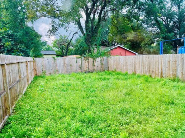 7002 S Hall Street, Houston TX 77028