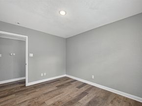 5614 Flamingo Drive, Houston TX 77033