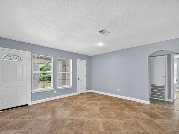 5614 Flamingo Drive, Houston TX 77033