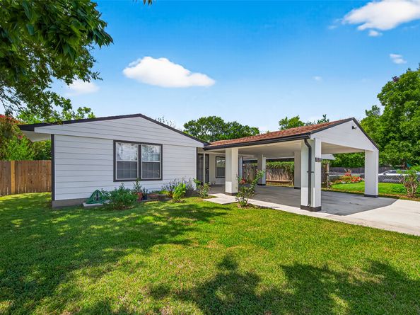 5614 Flamingo Drive, Houston TX 77033