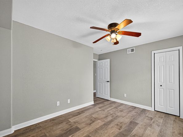 5614 Flamingo Drive, Houston TX 77033