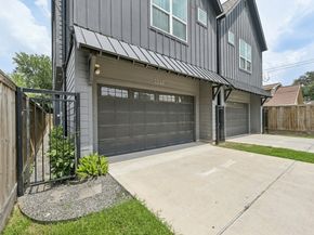 7033 Avenue L, Houston TX 77011