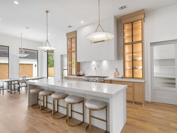 216 W 31st Street, Houston TX 77018