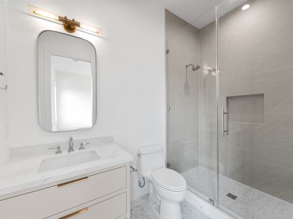 216 W 31st Street, Houston TX 77018