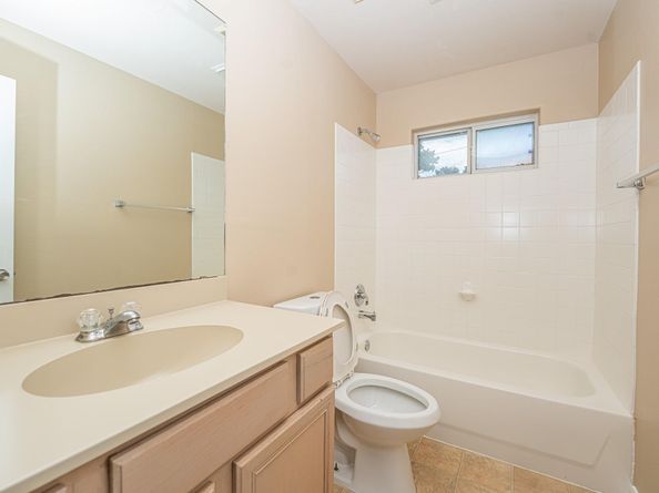 2212 Naomi Street, Houston TX 77054