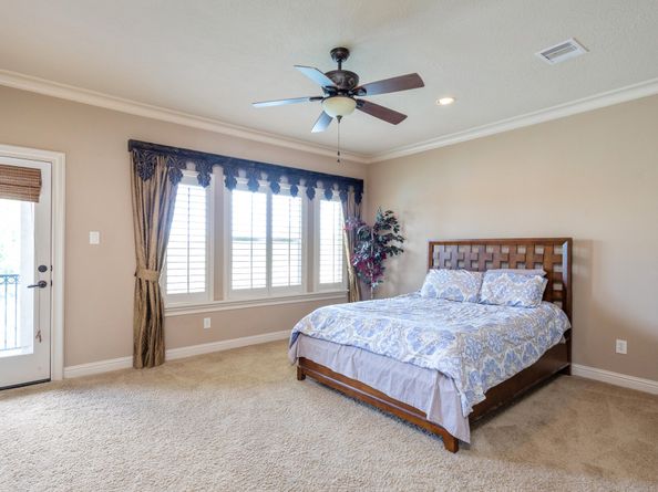 22 Sunset Park Lane, Sugar Land TX 77479