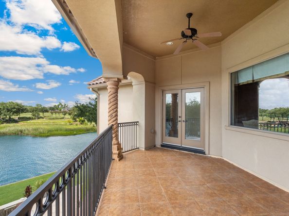 22 Sunset Park Lane, Sugar Land TX 77479