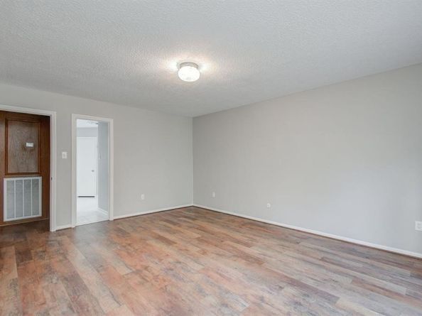 11918 Glenway Drive, Houston TX 77070