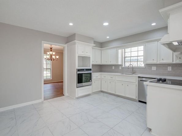 11918 Glenway Drive, Houston TX 77070