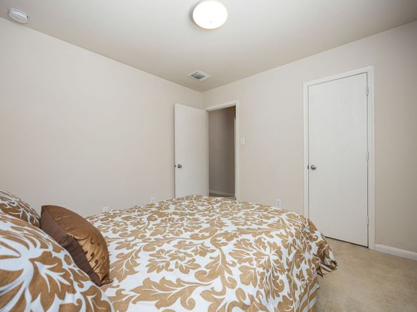 511 Remington Chase Court, Houston TX 77073