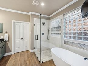 207 N Vershire Circle, The Woodlands TX 77354