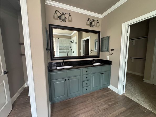 207 N Vershire Circle, The Woodlands TX 77354