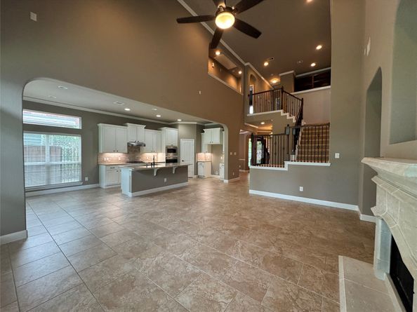 207 N Vershire Circle, The Woodlands TX 77354