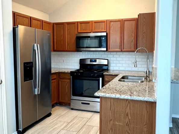 4414 Kulkarni Street, Houston TX 77045