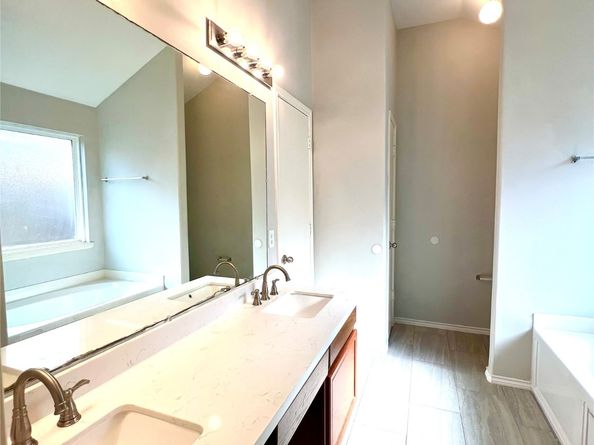 4414 Kulkarni Street, Houston TX 77045