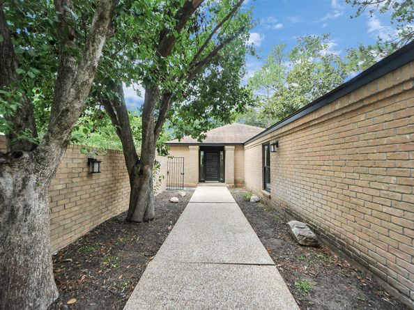 15707 Steamboat Lane, Houston TX 77079
