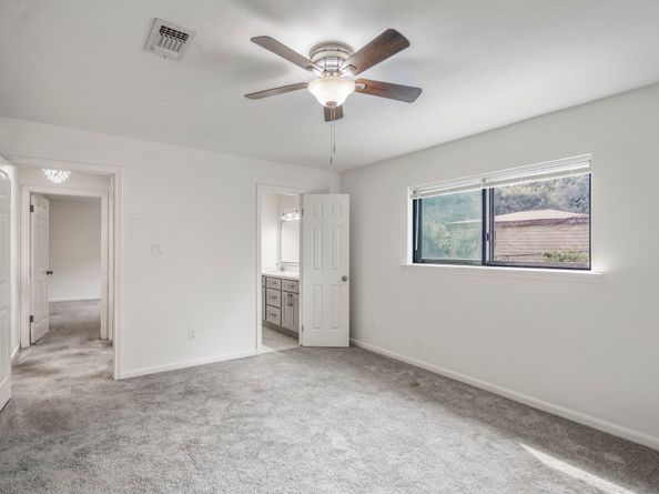 5122 Foresthaven Drive, Houston TX 77066