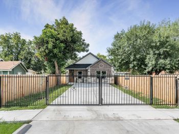 7963 Miley St