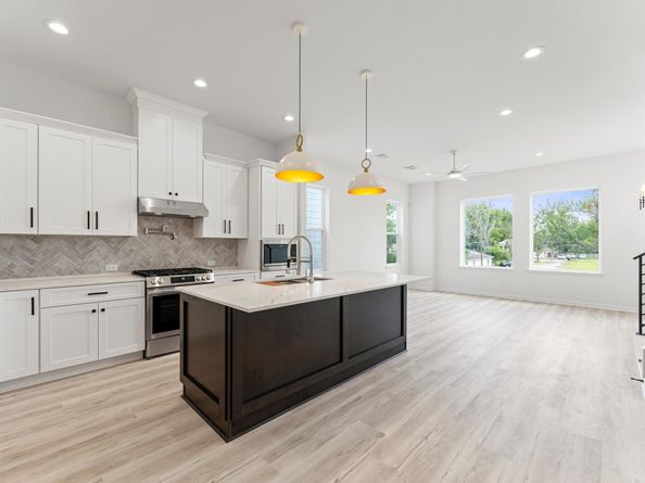 4762 Martin Hill Street, Houston TX 77018