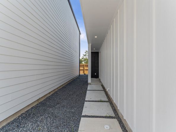 4762 Martin Hill Street, Houston TX 77018