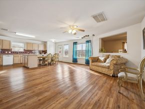 4710 Meadowthorn Court, Friendswood TX 77546