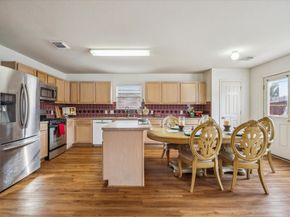4710 Meadowthorn Court, Friendswood TX 77546