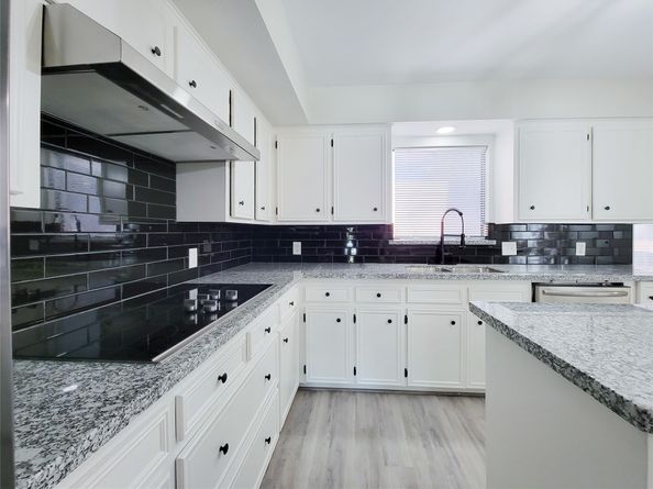 15686 Barkers Landing Road, Houston TX 77079
