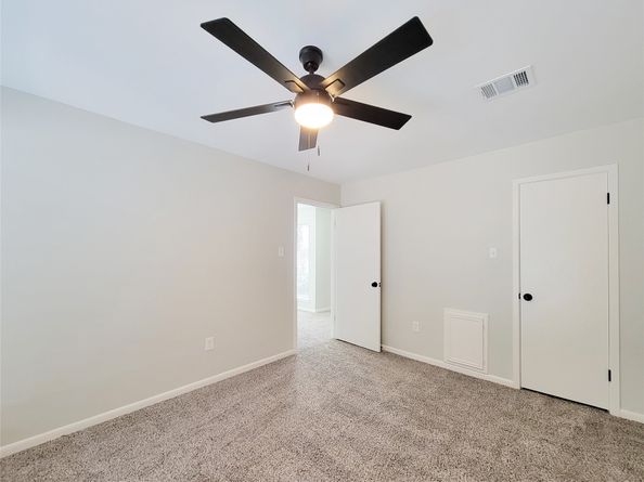 15686 Barkers Landing Road, Houston TX 77079