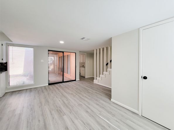 15686 Barkers Landing Road, Houston TX 77079