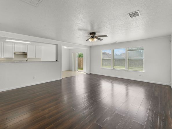 2626 Skyview Cove Court, Houston TX 77047