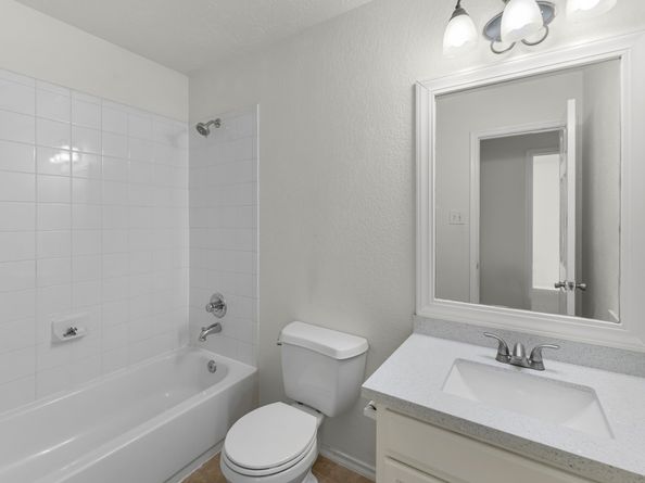 2626 Skyview Cove Court, Houston TX 77047