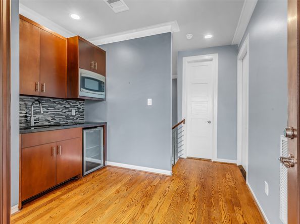 1403 Cook Street Street, Houston TX 77006