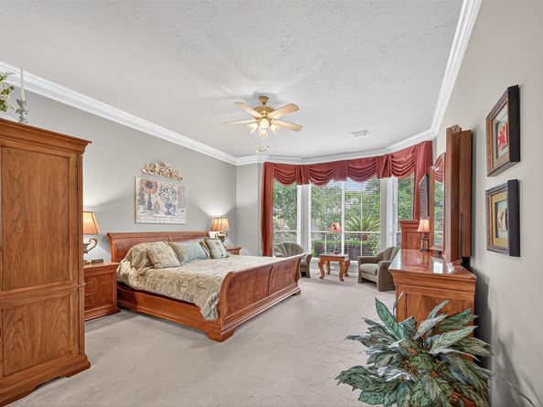 17107 Parsley Hawthorne Court, Houston TX 77059