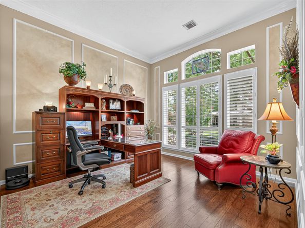 17107 Parsley Hawthorne Court, Houston TX 77059