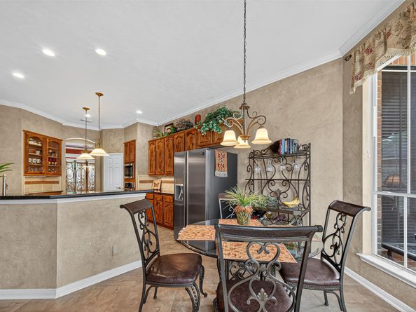 17107 Parsley Hawthorne Court, Houston TX 77059