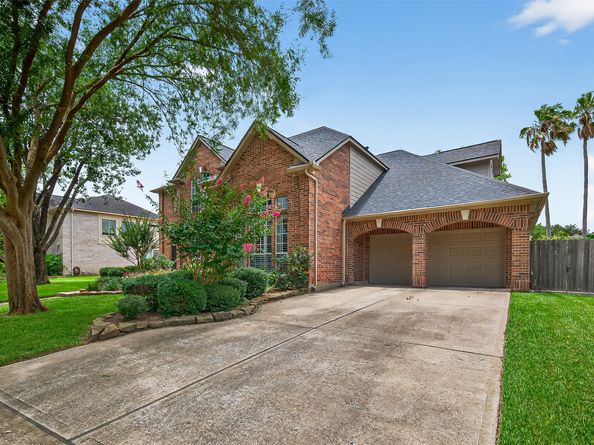 17107 Parsley Hawthorne Court, Houston TX 77059
