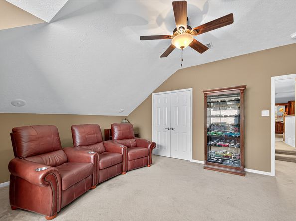 17107 Parsley Hawthorne Court, Houston TX 77059