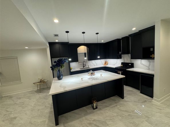 4501 Hirsch Road, Houston TX 77026