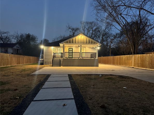 4501 Hirsch Road, Houston TX 77026