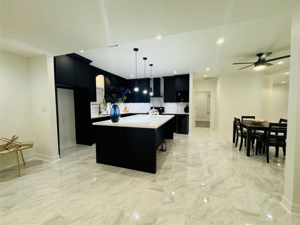 4501 Hirsch Road, Houston TX 77026