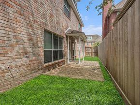 5001 Jackson Street, Houston TX 77004