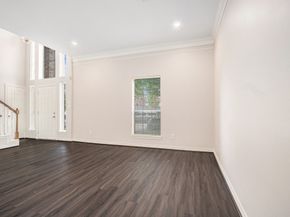 5001 Jackson Street, Houston TX 77004