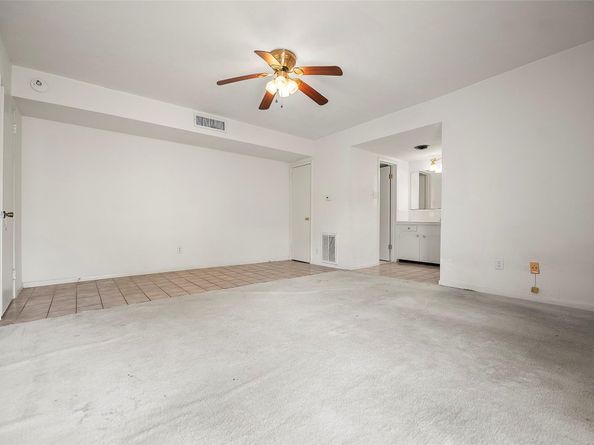 3400 Timmons Lane 66, Houston TX 77027