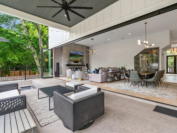 1011 Wynnwood Lane, Houston TX 77008