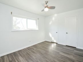 1911 Sherwood Forest Street 10, Houston TX 77043
