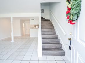 1911 Sherwood Forest Street 10, Houston TX 77043