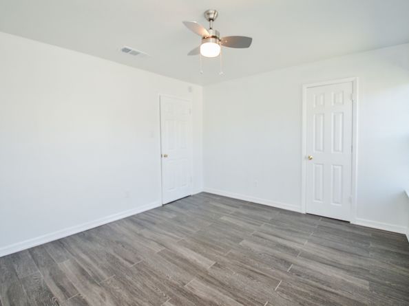 1911 Sherwood Forest Street 10, Houston TX 77043