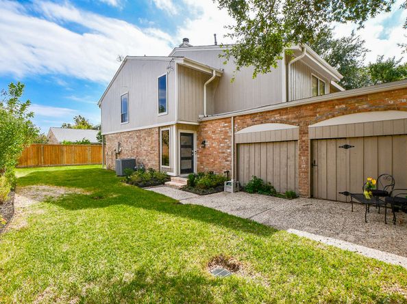 811 Bayou River Drive, Houston TX 77079