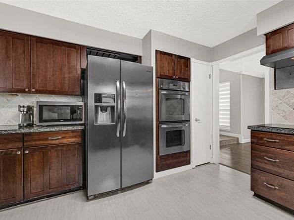 2407 Rambling Brook Drive, Spring TX 77373