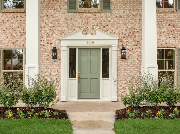 1116 Cheshire Lane, Houston TX 77018